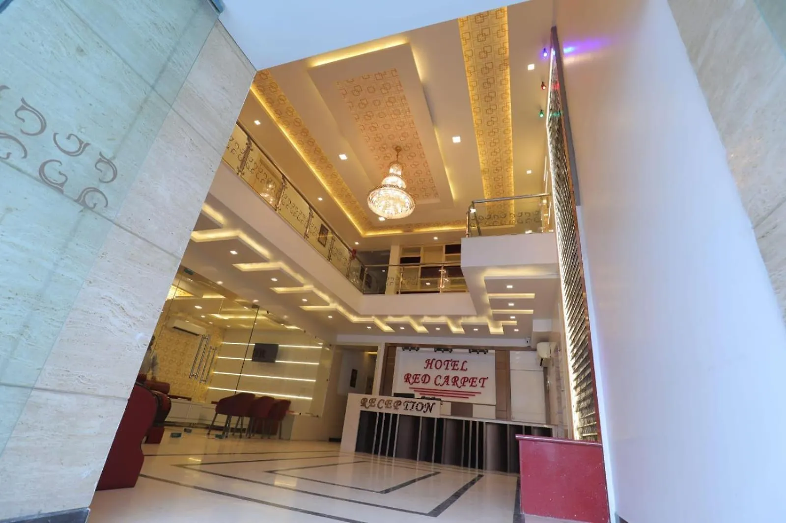 Hotel Sahibs Red Carpet - Family & Corporate Hotel Agra